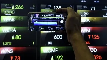 Menganalisis Pergerakan Pasar Saham Saat IHSG Menguat ke Level 6.373