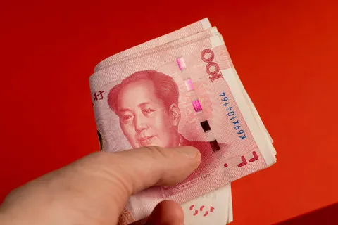 Inflasi Pabrik China Melandai di Tengah Negosiasi Jalur Selat Hormuz