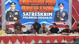 Polisi Bongkar Jaringan Peredaran Uang Palsu di Sidoarjo, 3 Tersangka Ditangkap