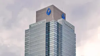 Cara Menganalisis Dampak Pergeseran Dana Murah ke Deposito pada Kinerja Perbankan