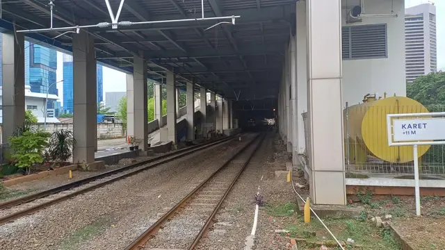 Stasiun Karet dan BNI City Terhubung Travelator, Layanan Penumpang Dialihkan