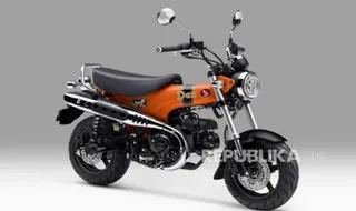 Aura Motor Retro Modern di Honda ST125 Dax Menguat Lewat Warna Baru