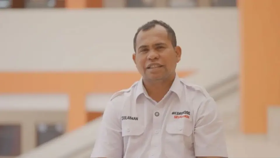 Tinggalkan Kenyamanan Demi Anak - Anak Sekolah Rakyat, Cerita Pengabdian Sulaiman Sulang