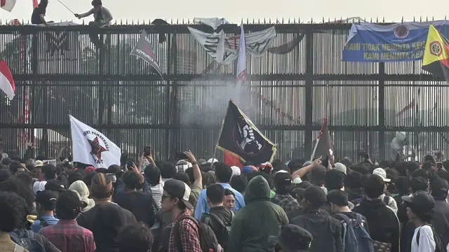 Komisi III Desak Polisi Usut Dalang Dugaan Pendanaan Kerusuhan Demo 27 Agustus