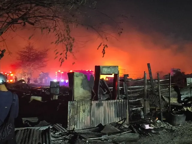 Sempat Padam, Kebakaran Kontrakan-Bedeng di Denpasar Kembali Nyala