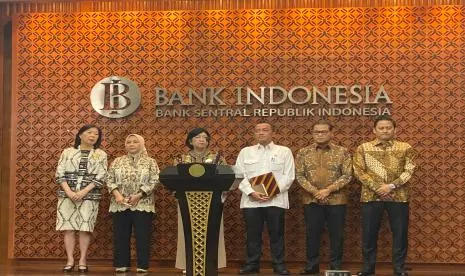 Pengajuan Destry Damayanti dan Aida S Budiman Sebagai Calon Pimpinan Bank Indonesia