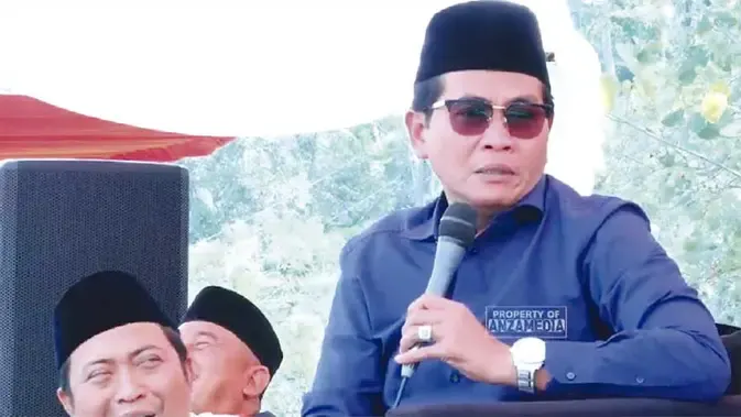 Kronologi Mobil KH Anwar Zahid Ditabrak Truk Trailer di Bojonegoro