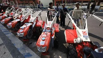 Penyaluran Ratusan Mesin Pertanian di Kediri untuk Tingkatkan Produktivitas