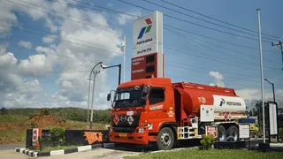 Sungai Kapuas Dangkal, Pasokan BBM di Kalimantan Barat Dialihkan ke Jalur Darat