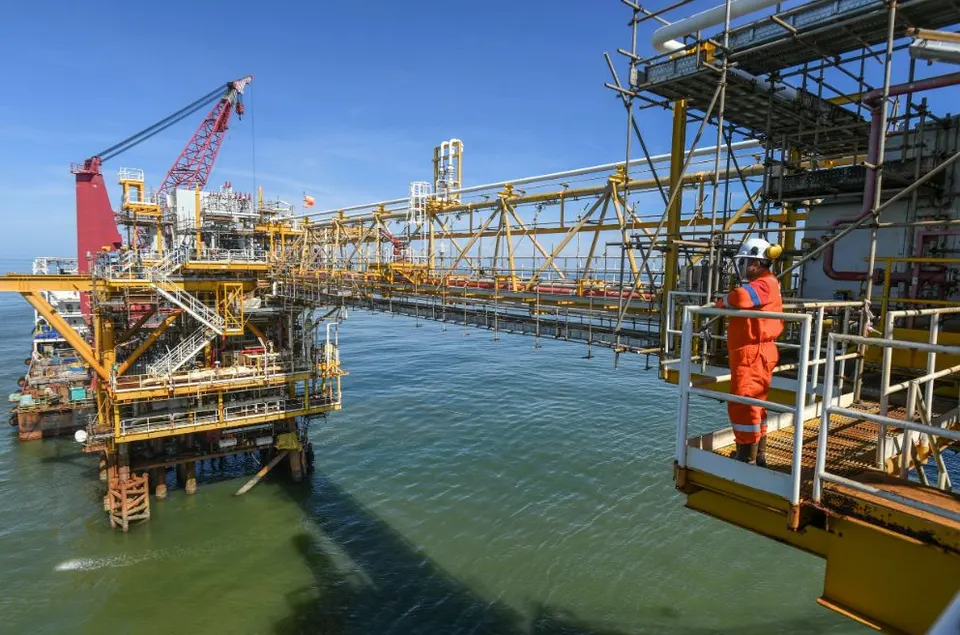 Cara Mencapai Target Lifting Minyak 610 Ribu Barel per Hari pada 2027