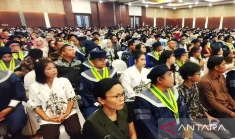 Wisuda Universitas Muhammadiyah Palangkaraya dan Dorongan Menjadi Wirausaha di Era Kecerdasan Buatan
