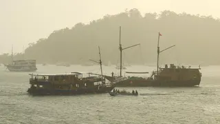 Waspadai Gelombang Tinggi, KSOP Labuan Bajo Tutup Pelayaran TN Komodo