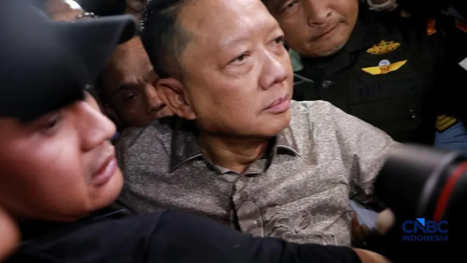Penggeledahan Rumah Tersangka TPPU Febrie Adriansyah dan Penahanan Nurman Herin
