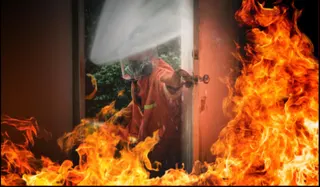 Kebakaran Rumah Kontrakan di Koja, Tiga Penghuni Alami Luka Bakar
