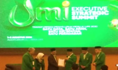LLDikti Wilayah IX Serahkan SK Pembukaan Program Doktor Teknik Sipil UMI Makassar