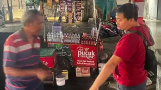 Saat Niat Baik Berbuah Kecewa, Drama Bensin Pedagang Kopi di Kelapa Gading