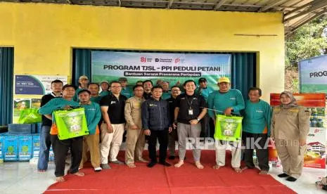 PPI Salurkan 13 Unit Sprayer Pestisida untuk Petani di Indramayu dan Majalengka