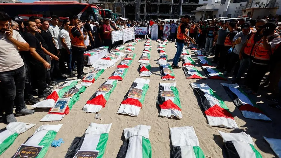 50 Jenazah Korban Perang di Gaza Dievakuasi Setelah Hampir Tiga Tahun Terkubur