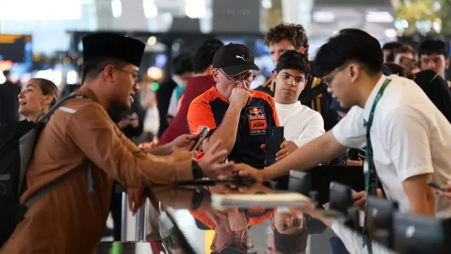 Penumpang Ngeluh Gagal Refund Tiket Pesawat Saat Erupsi, Dana Tak Full