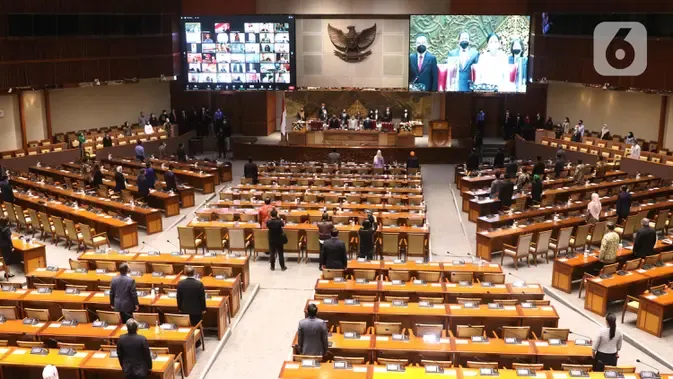 DPR Mulai Godok Aturan Baru Pajak Pariwisata Lewat Revisi UU NTB dan NTT