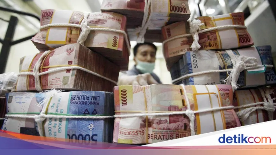 Perkembangan Suku Bunga Perbankan dan Dinamika Pembiayaan Pinjaman Daring