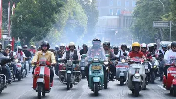 Menyelenggarakan Konvoi Kebangsaan Komunitas Motor Berkaca dari Perayaan di Kota Tangerang