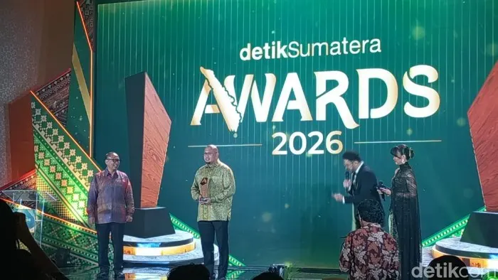 Andre Rosiade Raih detikSumatera Awards 2026 Kategori Percepatan Pembangunan Sumbar