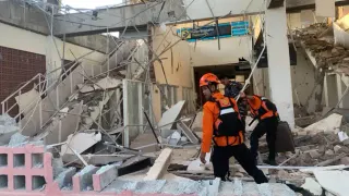 Kepanikan Warga Bajo Saat Gempa, Yogi Bergegas Gendong Bayi 6 Bulan Lari ke Bukit