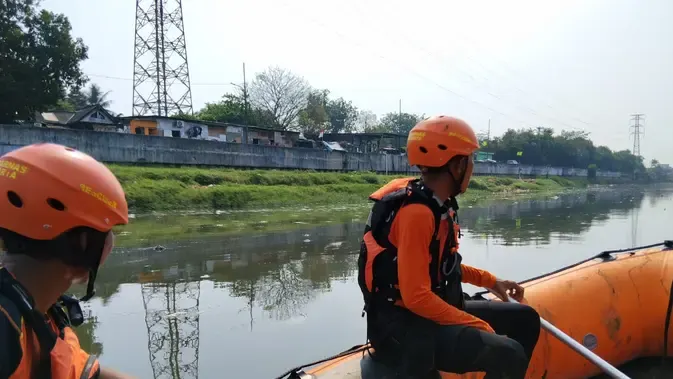 Kronologi Pemuda Hilang di Banjir Kanal Barat Usai Melompat demi Mengambil Kunci