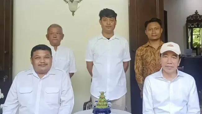 PDIP Pecat Kader Surabaya Buntut Sowan dan Bela Jokowi