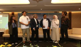 Transisi Energi Terbarukan sebagai Solusi Pengembangan Akuakultur Ramah Lingkungan