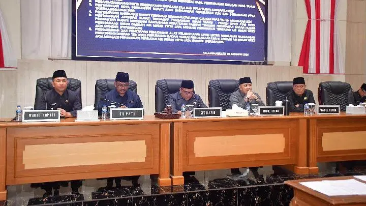 Rapat Paripurna DPRD Sukabumi Bahas Penyesuaian Anggaran dan Status BUMD Air Minum