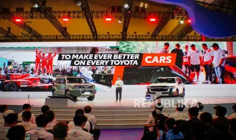 Pilihan Kendaraan Toyota GAZOO Racing dan Land Cruiser di GIIAS 2026