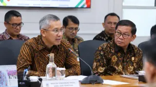 Penerapan Sistem Pilah-Angkut-Olah untuk Mengatasi Sampah Jakarta