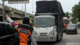 Menghadapi dan Melaporkan Dugaan Pungutan Liar Oknum Petugas di Jalan Raya