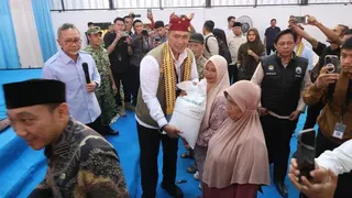 Bulog Salurkan Bantuan Pangan Beras ke Wilayah Selatan Lampung