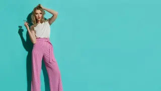 Celana Pink Cocok dengan Baju Warna Apa? Ini 10 Inspirasinya