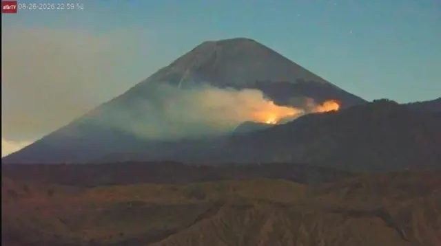 Kebakaran Hutan Landa Ranu Kembang, Pendakian Gunung Semeru Ditutup