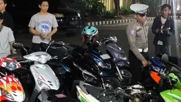 Ugal-ugalan Naik Motor di Bogor, Gerombolan Pemuda Diamankan Polisi