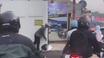Cerita Warga soal Tingkah Aneh Pria Berpistol Diduga ODGJ di Ciputat