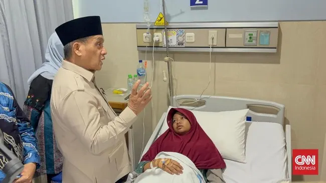 Wamenag Jenguk Santri Korban Keracunan, Minta MBG Tetap Dilanjutkan