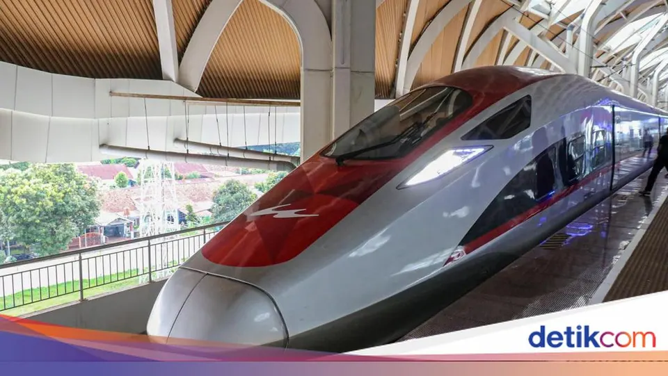 Jadwal Operasional dan Penambahan Rute Kereta Cepat Whoosh Jakarta Bandung KCIC