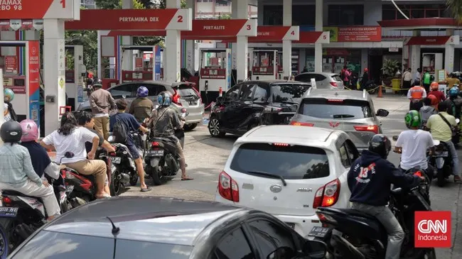 Pertamina Ungkap Penyebab Antrean BBM di Makassar