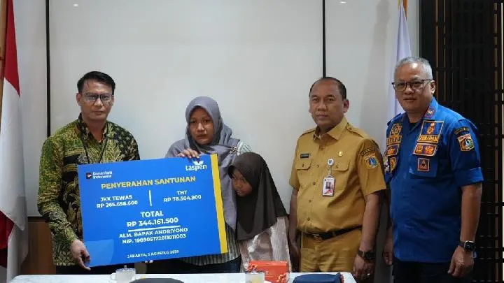 Penyaluran Manfaat TASPEN Bagi Ahli Waris Petugas Damkar DKI Jakarta yang Gugur