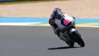 David Almansa Kuasai Silverstone, Veda Ega Pratama Tembus Sembilan Besar Moto3 Inggris 2026