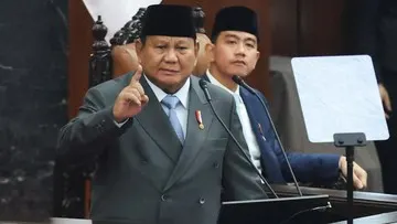 Pemerintah Akan Tutup Pembangkit Listrik Diesel 13 GW dan Alihkan ke PLTS