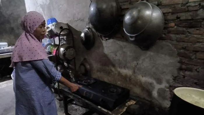 Pilu Ayah-Anak Jadi Korban Jiwa Ledakan Gas Bocor di Bekasi