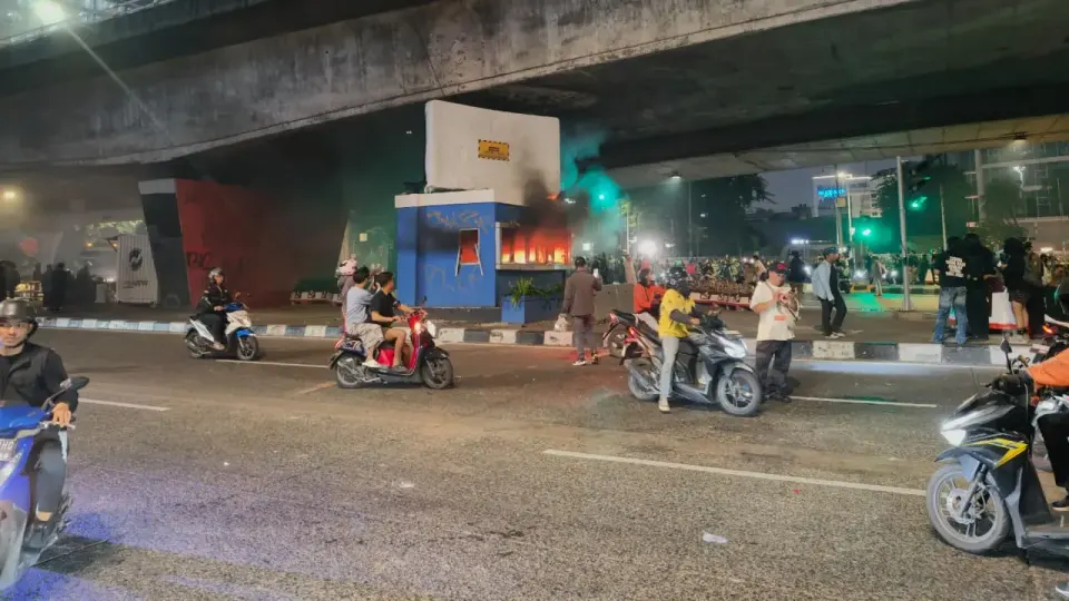 Kawasan TL Slipi Kembali Kondusif dan Normal Pascademo Ricuh