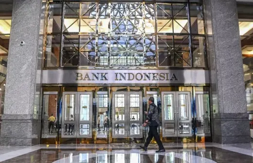 Langkah Menyikapi Keputusan Suku Bunga Acuan BI-Rate Bank Indonesia dan Transmisi ke Perbankan