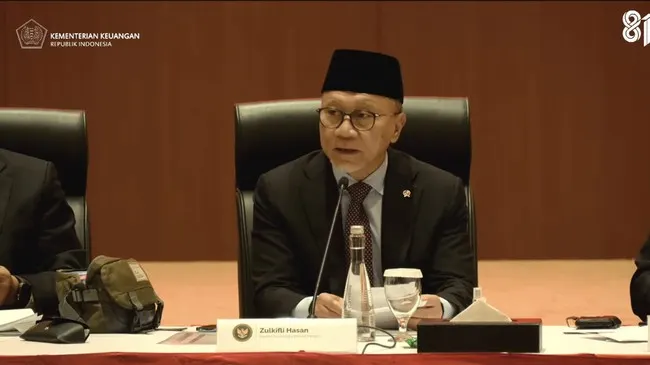 Ratusan Santri Sidoarjo Keracunan MBG, Zulhas Minta Usut Tuntas